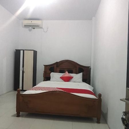Oyo 90157 Griya Andon Syariah Ξενοδοχείο Cirebon Εξωτερικό φωτογραφία