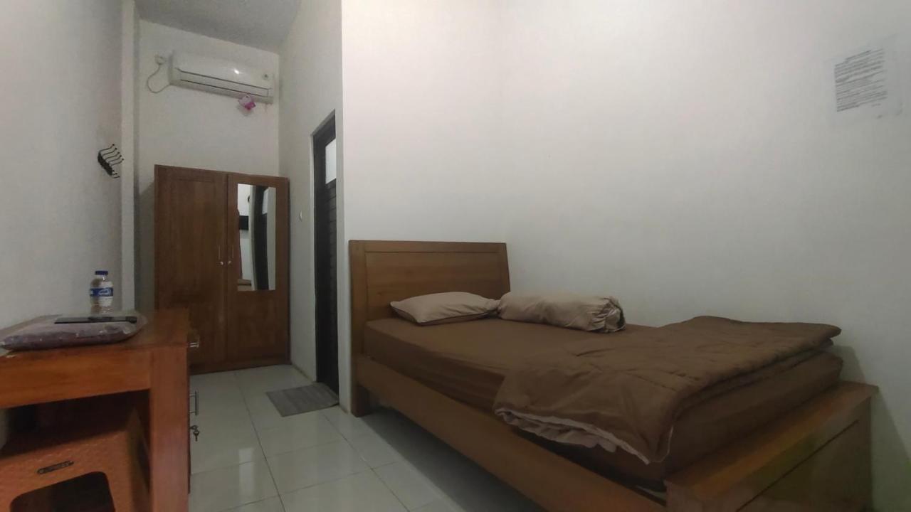 Oyo 90157 Griya Andon Syariah Ξενοδοχείο Cirebon Εξωτερικό φωτογραφία