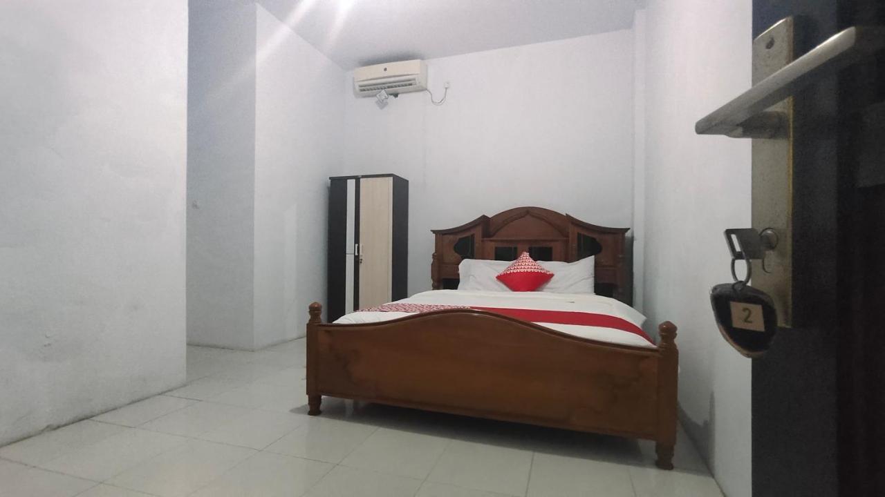 Oyo 90157 Griya Andon Syariah Ξενοδοχείο Cirebon Εξωτερικό φωτογραφία